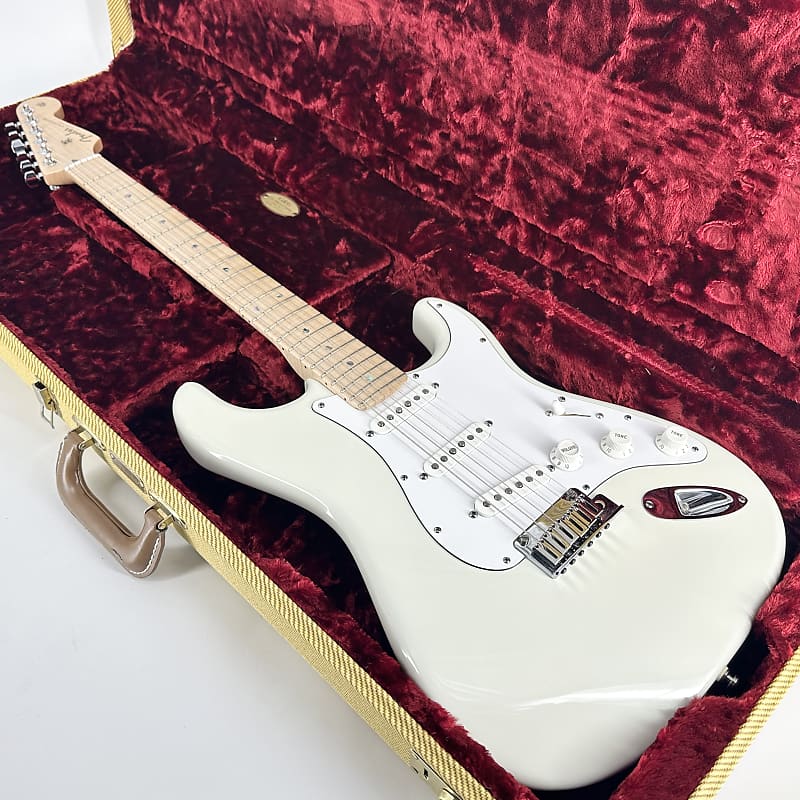 Fender Custom Shop Custom Deluxe Stratocaster with Maple