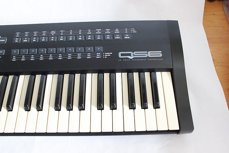 ALESIS QS6.1 ヴィンテージシンセサイザー ピアノ音源 キーボード