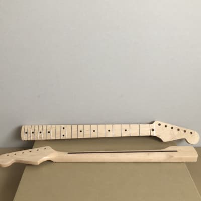 Vintage 50s Fender licensed Stratocaster Maple 7.25" Clear Lacquered Neck image 4