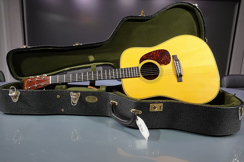 Martin D-28 Authentic 1941 (2013 - 2016) | Reverb