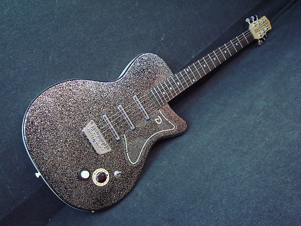 Danelectro '56 U3 Black Metal Flake Electric Guitar 3