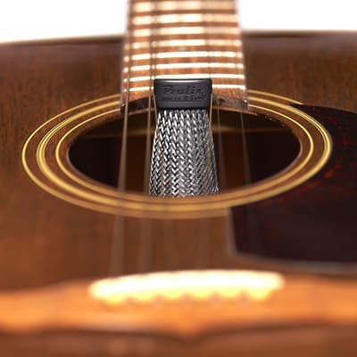 Guitar humidifier. 10x Pack. Save 35% over single items. Fast effective relief from Fret Buzz. image 3