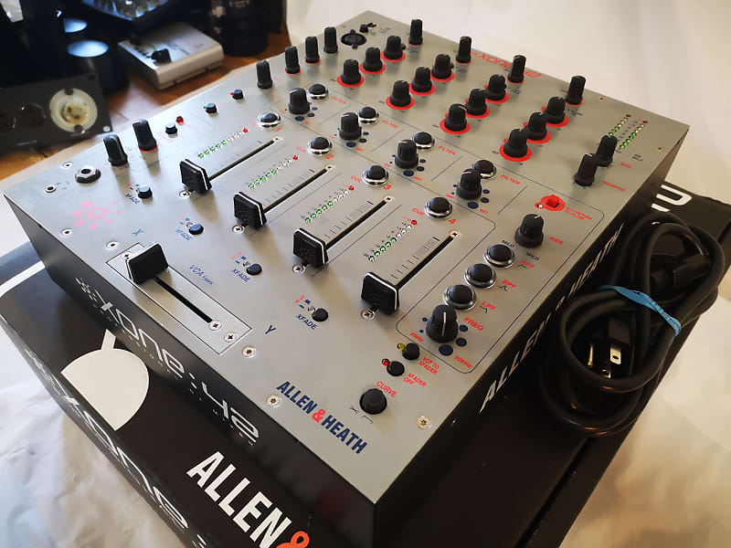 Allen & Heath XONE:42 Professional Four Channel DJ Mixer Excellent Gently  Used Condition -