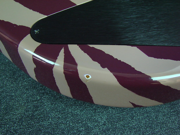 1987 Hamer USA B8S 8-String Bass Rare Finish Purple Stripe 1987 Hamer USA B8S 8-String Bass Rare Finish Purple Stripe