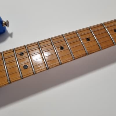 Fender Strat Plus with Maple Fretboard 1995 Electric Blue image 6