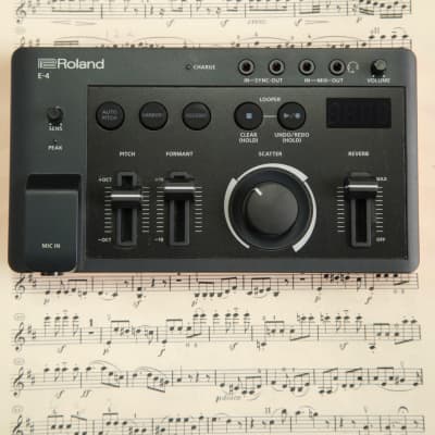 Roland E-4 Voice Tweaker 本体 Roland AIRA Compact E-4 Voice Tweaker | Guitar Center