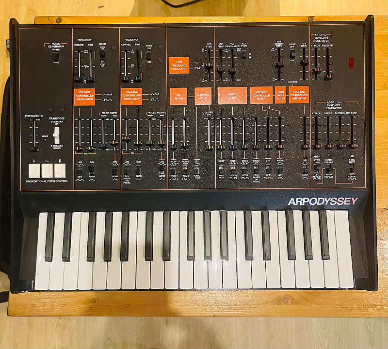 Korg ARP Odyssey Rev3 37-Slim Key Duophonic Analog Synthesizer