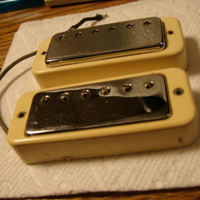 Gibson Les Paul Mini Hum bucker pickups 1969 1970  with covers image 2