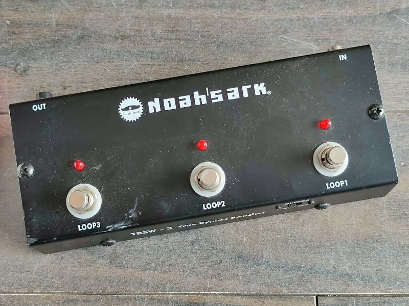 noah'sark TBSW True-Bypass Switcher