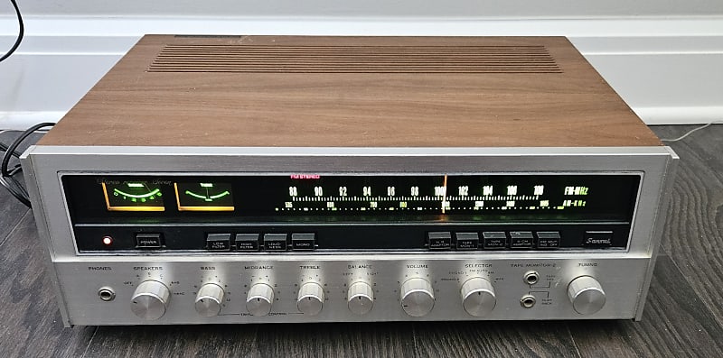 Sansui Seven Stereo Receiver - Recapped - Transistors - LEDs - Nice!  			
