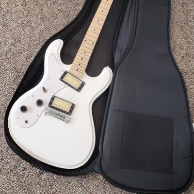 Lefty Eastwood Univox Hi-Flier LH reissue left handed - White | Reverb