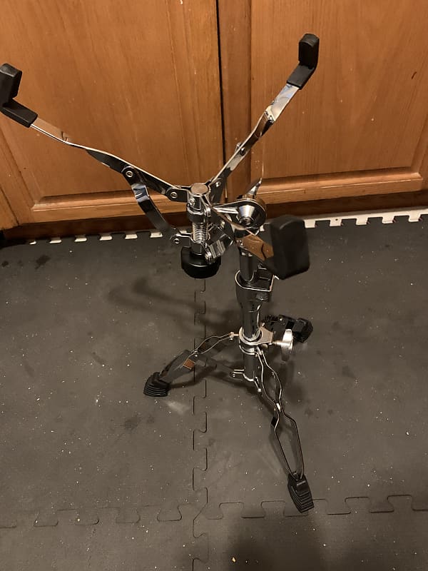 Snare Stand Chrome image 1