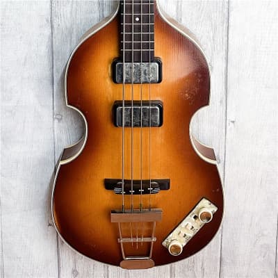 Hofner Violin Bass 61 Relic H500/1-61-RLC SB, Second-Hand for sale