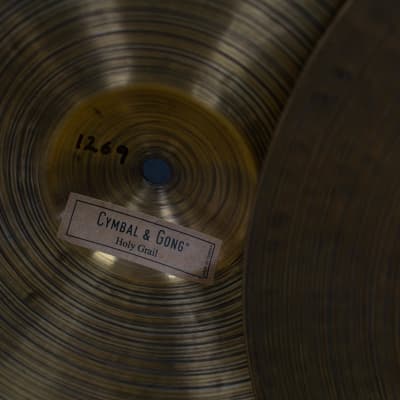 Cymbal & Gong 16" Holy Grail Hi Hat Cymbals 1008/1269g image 3