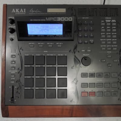 Akai MPC3000LE Limited Edition MIDI Production Center with Vailixi 3.50 OS