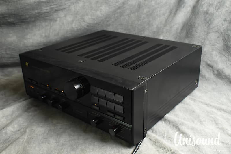 Sansui AU-α707i integrated amplifier in very good condition