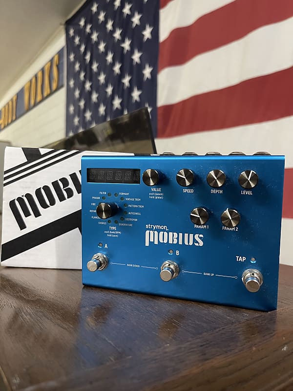 Strymon Mobius