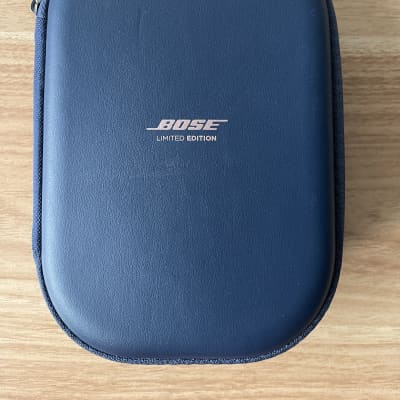 Bose QuietComfort 35 wireless headphones II 2018 MIDNIGHT BLUE image 3