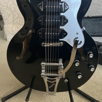 Epiphone Riviera Custom P-93 Royale