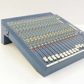 Allen & Heath MixWizard 16:2DX Mixer Mix Wizard WZ 2 DX | Reverb Allen & Heath MixWizard 16:2DX Mixer Mix Wizard WZ 2 DX | Reverb