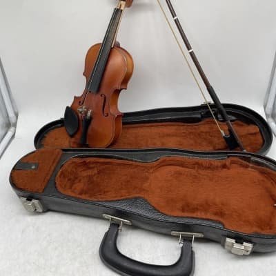 Suzuki Model 220 (1/16 Size) Violin, Japan, 1978, with case & bow image 2