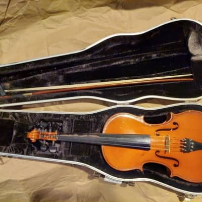 Lewis Model 100 sized 4/4 violin. Germany, Very Good Condition, w/ Case & Bow for sale