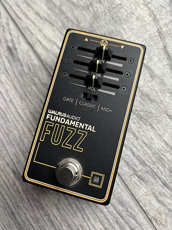 Walrus Audio Fundamental Fuzz