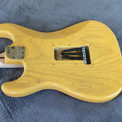 2008 Fender American Deluxe Ash Stratocaster Maple Fretboard - Butterscotch Blonde - Free Pro Setup image 11