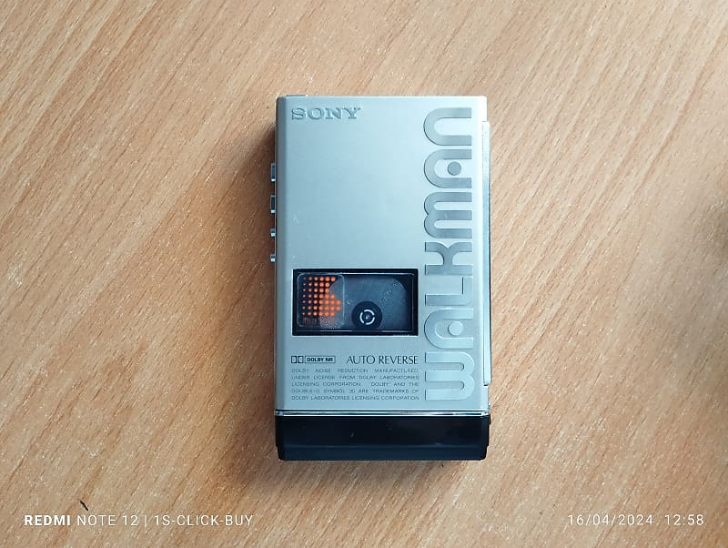 Sony WM 103 1987 - Sony Walkman Cassette player WM 103 silver | Reverb