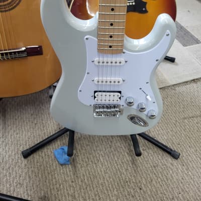 KRAMER ASSAULT 211 Floyd Rose / Metallic Red / Set Neck Single