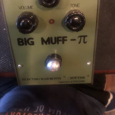 Electro-Harmonix Big Muff Pi V7 (Green Russian) | Reverb