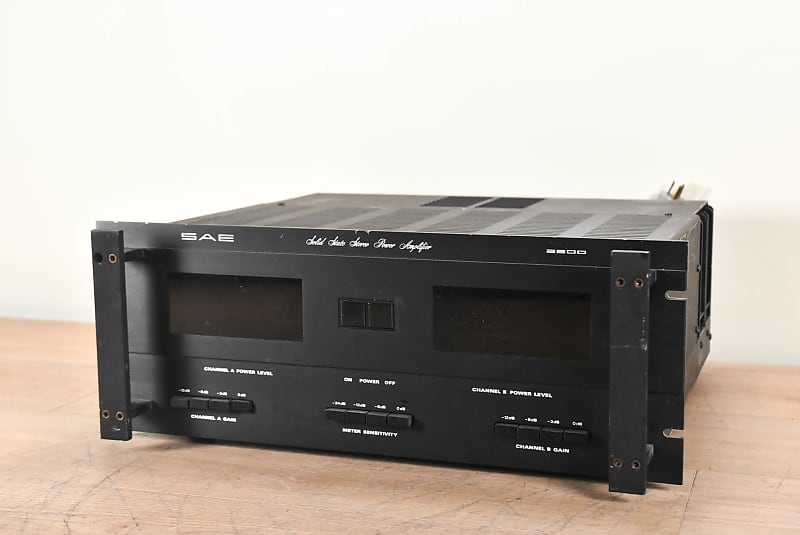 SAE 2600 ステレオパワーアンプ SAE 2600 ステレオパワーアンプ