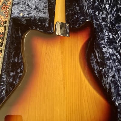 2016 Fender Japan  Classic 60s Jaguar MIJ with Curtis Novak Pickups and Fender Johnny Marr Hard Case image 4