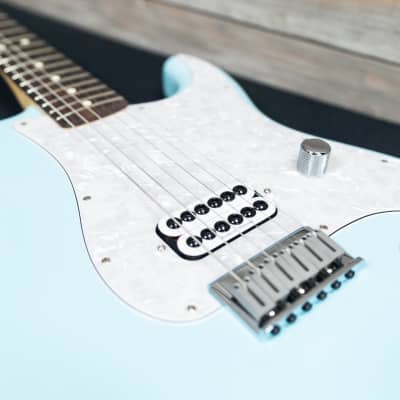 Fender Limited Tom Delonge Stratocaster - Daphne Blue (44913-C2A2) image 15