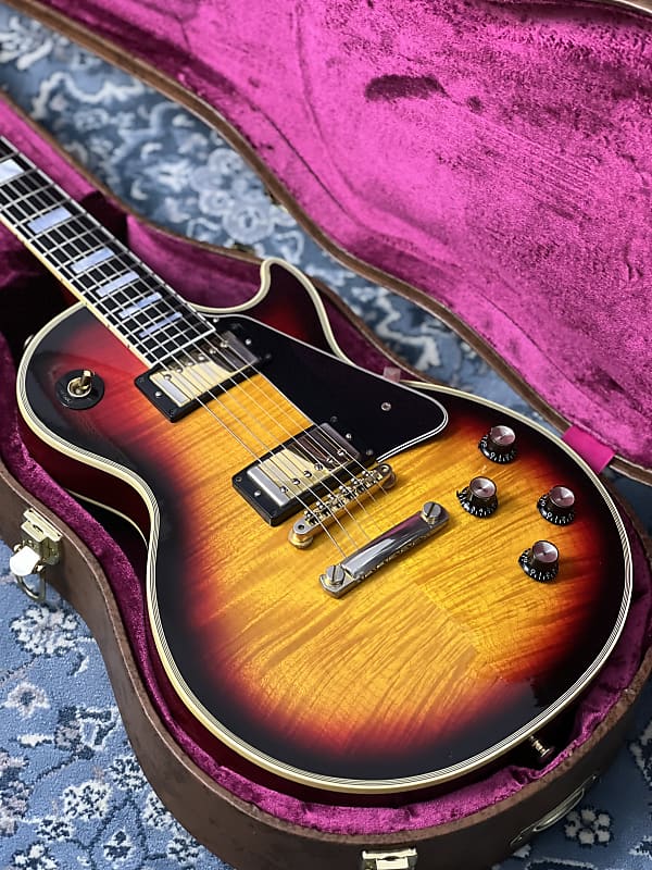 Gibson les paul custom deals guitar center