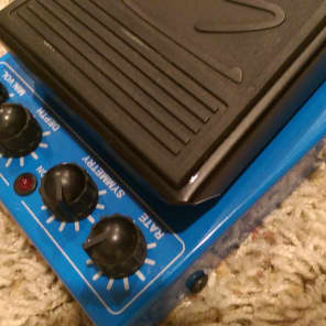 ギター GEORGE DENNIS Tremolo George Dennis Tremolo Volume - It's a Trem.. It's a Volume