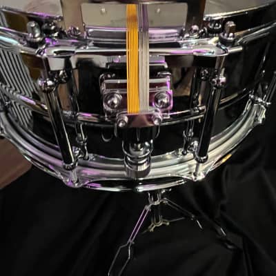 Pearl Concert Series Snare Drum 14"x6.5" Chrome image 4