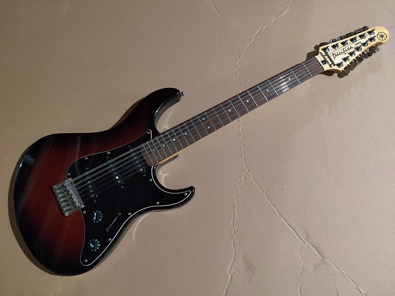 「数量限定 在庫処分セール」 Yamaha Violin - OHSC with 12-string PAC303-12ii Pacifica ギター