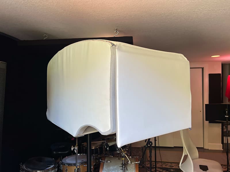 ISOVOX2 Mobile Vocal Booth w/ Stand and LED Light