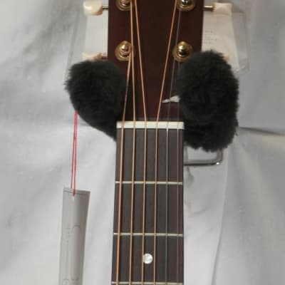 Art & Lutherie Legacy Faded Black Concert Hall Acoustic Guitar Solid Cedar Top (Model # 045563) image 7