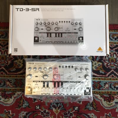 Behringer TD-3 Analog Bass Line Synthesizer 2019 - Present Silver image 2