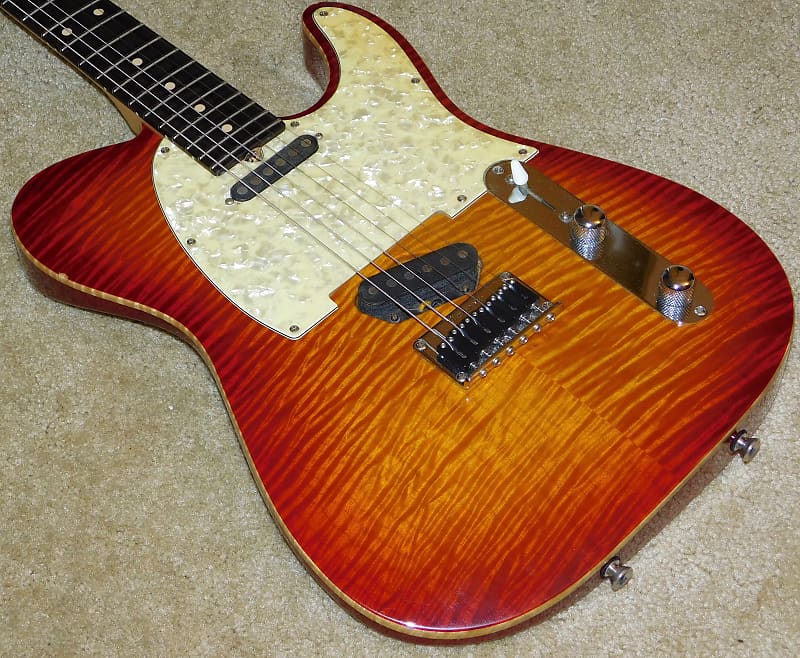 Tom Anderson Hollow T Classic Contoured Electric Guitar*1998 Tom Anderson Hollow T Classic Contoured Electric Guitar*1998