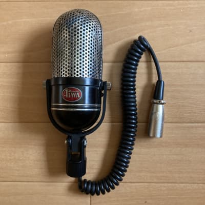 【年代物】 AIWA M18 CRYSTAL Vintage Aiwa M18 (Crown MC80) Crystal Microphone for Display