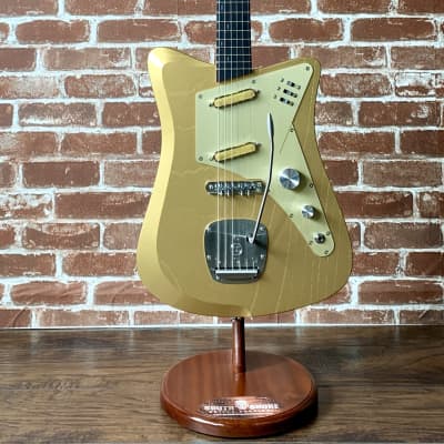 Uma Guitars Jetson 2 "Gold Leaf" w/ Mastery bridge & Vibrato NEW/2020 DEMO VIDEO ADDED (Authorized Dealer) image 1