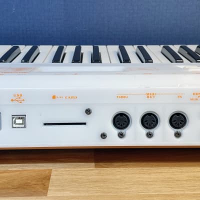 Yamaha EOS BX Polyphonic Digital Synthesizer | Reverb