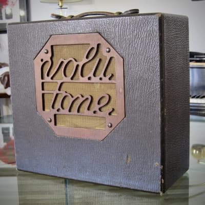 1930s Volu-Tone Guitar Amplifier by Schireson Brothers LA 10"Rola Speaker with Energizing Switch image 4