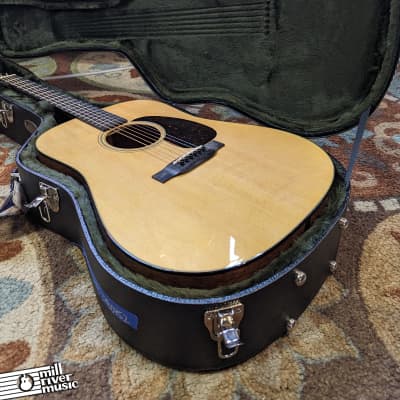 Martin D-18 - Acoustic Guitar - Natural w/Hardshell Case image 10