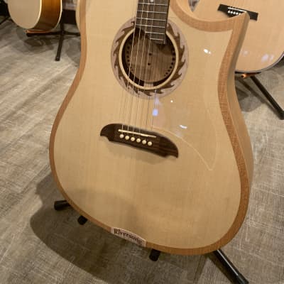 Riversong Tradition Cherry Back and Sides Engalmann Spruce Top image 2
