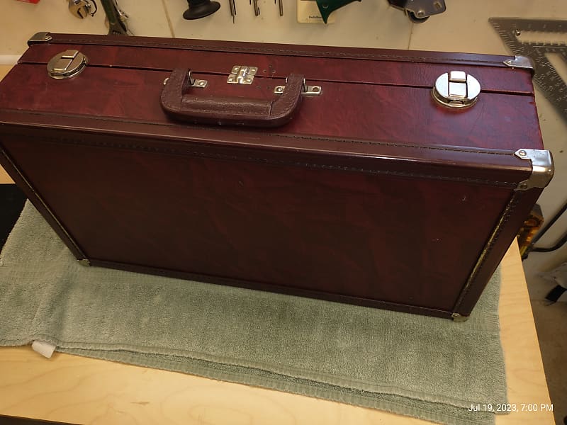 Holton red trumpet case 1970s? red vinyl over wood case Reverb