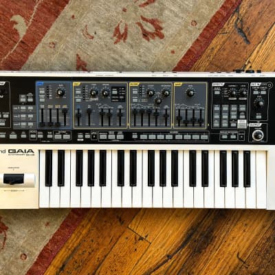 Roland SH-01 GAIA